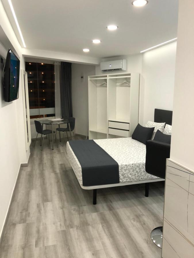 Suite Estudio Benalmadena Luaran gambar